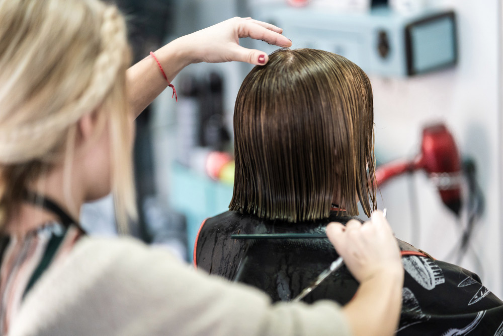 Cheveux courts et coupés : toutes les coupes possibles